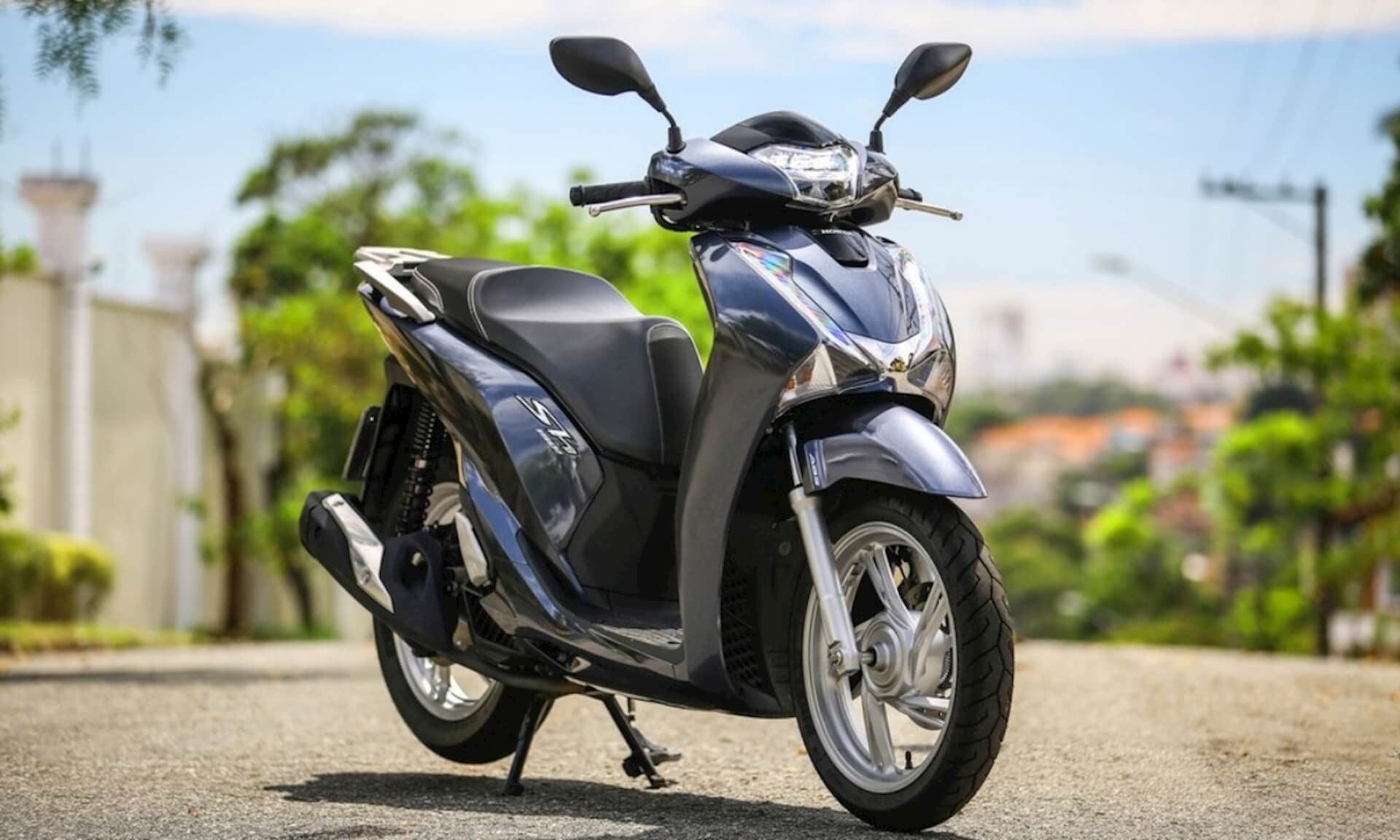 So sánh Grab vs Thuê xe máy Sài Gòn 3 ngày 2 đêm: Chi phí thực tế